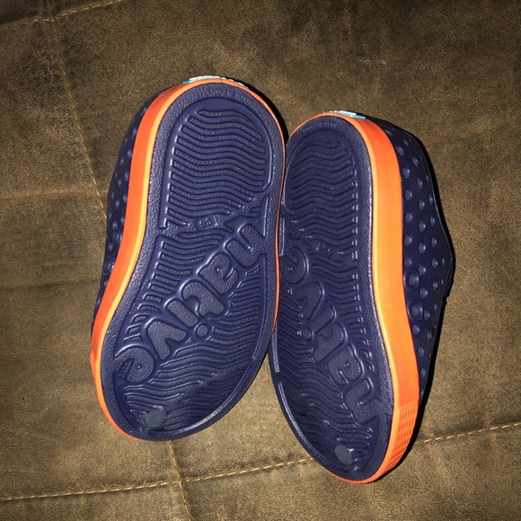 SOLD ❗️❗️❗️Native Shoes 4C - Picture 3 of 5